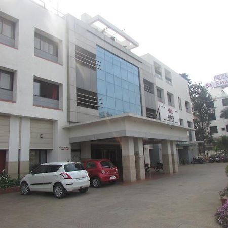 Hotel Surya Renaissance Nashik Exterior foto